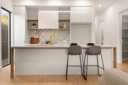 Brand New Luxury Living in the Heart of Magill - Photo 4