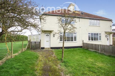 2 bedroom semi-detached house to rent - Photo 4