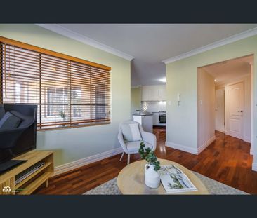 14/2 Plaistow Street, Joondalup, WA 6027 - Photo 4