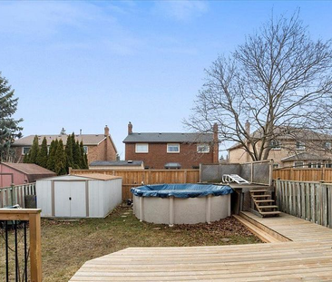 For Lease - 618 Beckworth Square Unit# Main and Second, Pickering, ... - Photo 3