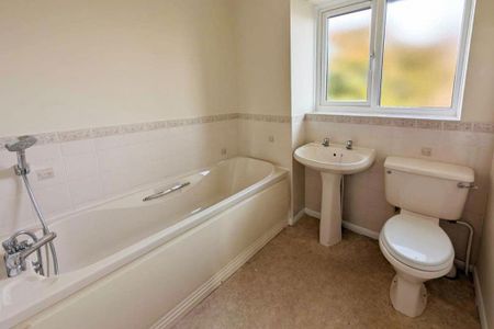 3 bedroom house to rent - Photo 4