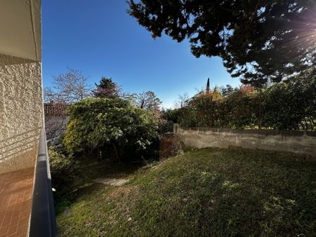 Location Appartement 3 pièces 68m² TOULON 83100 - Photo 3