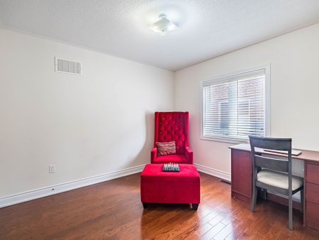 For Lease - 1 Orangeblossom Trail, Brampton, Ontario - Photo 5