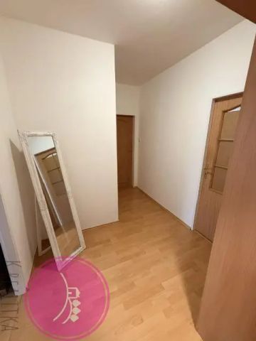 Pronájem částečně zařízeného bytu 3+1 na ulici Heleny Malířové v Olomouci - Фото 4