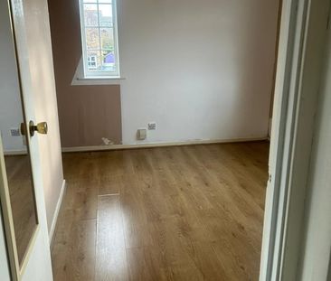 1 Bed Maisonette, Trevino Drive, LE4 - Photo 3