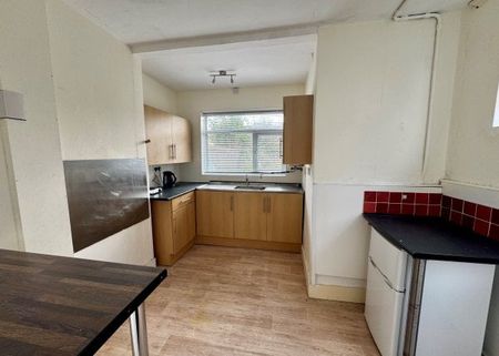 Northcourt Road, Worthing, BN14 1 bedroom house share to rent - Photo 4