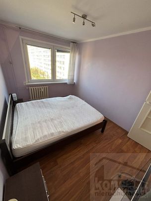 Trzypokojowe mieszkanie w Policach - Photo 1