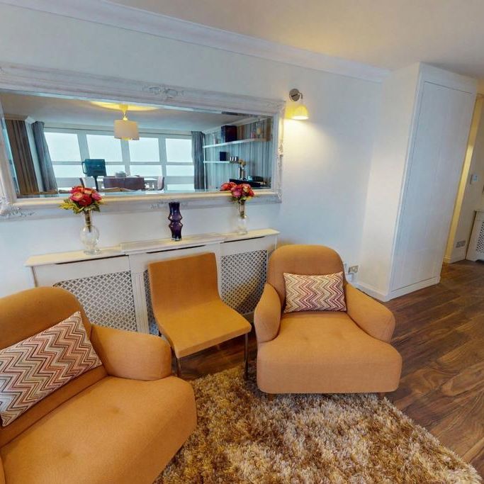 3 bedroom flat to rent - Photo 1