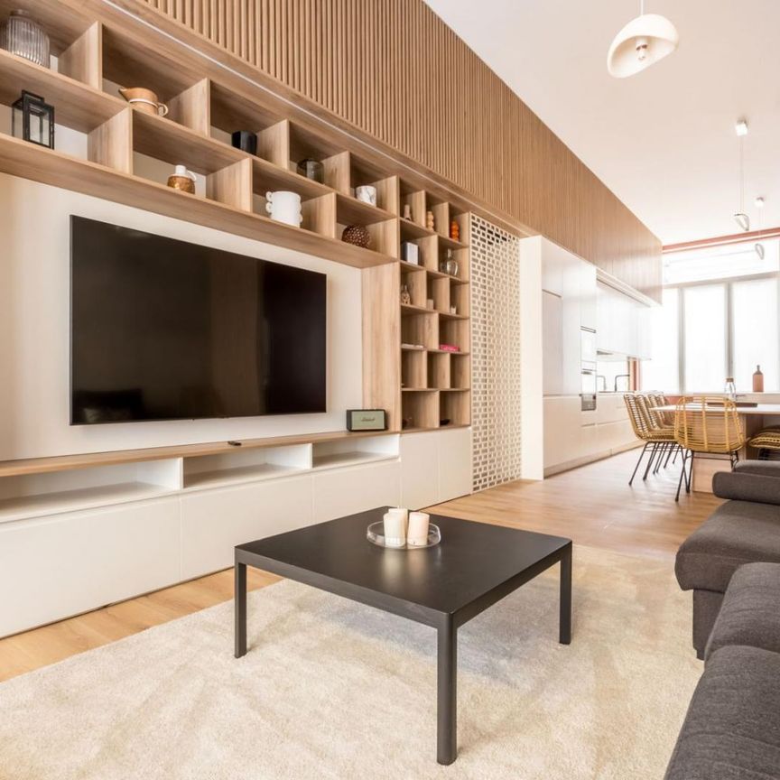 A LOUER : T5 à LILLE • Centre / republique • 6 000 € - Photo 1