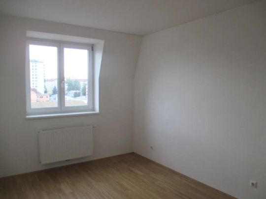 Dachgeschossflair im Herzen von Graz – nahe Augarten & TU Graz! - Photo 1