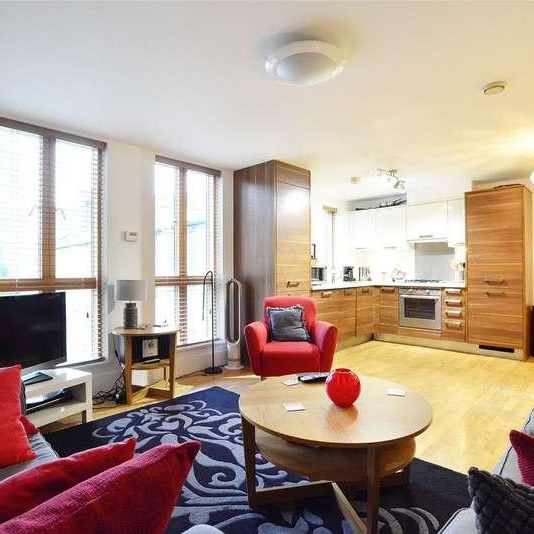 Bardsley Lane, London, SE10 - Photo 1