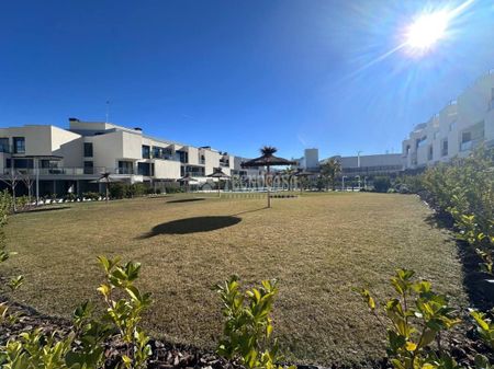 Piso de alquiler en Polígono Industrial Sur - Photo 5