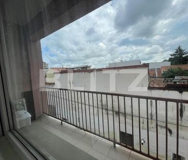 Garsoniera, 50 mp, balcon, parcare, centrală proprie, zona Tribunalului - Photo 1