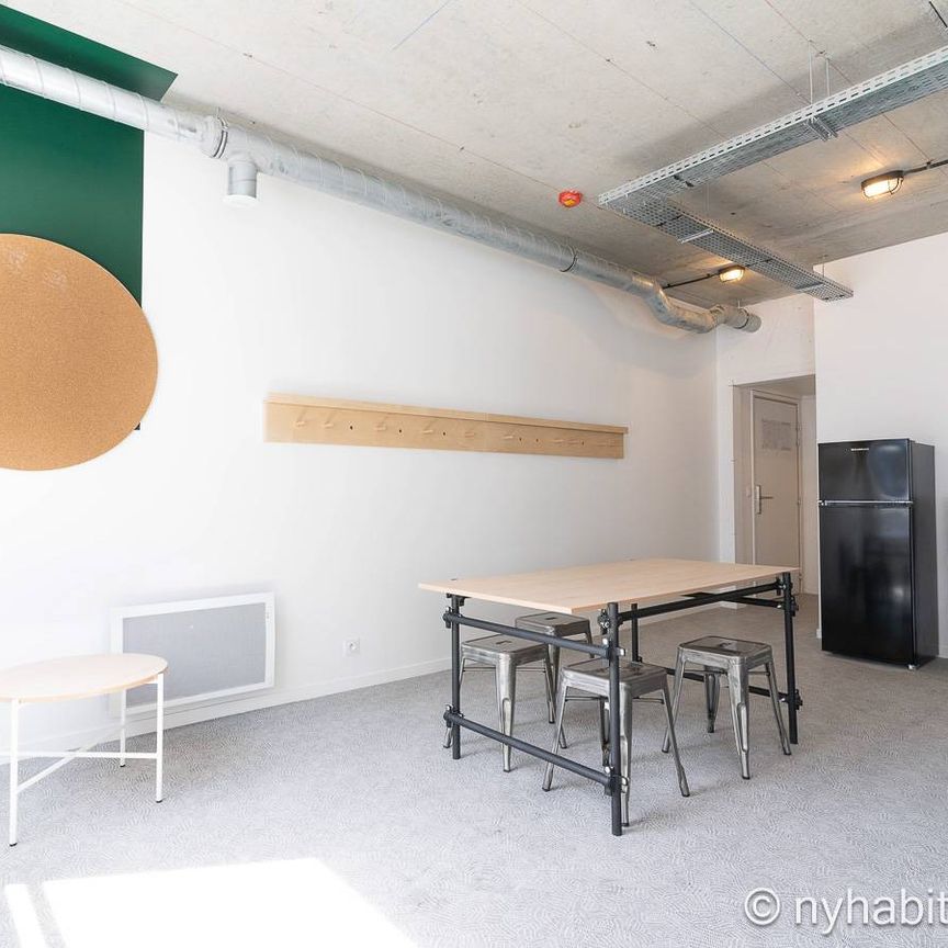 Logement à Paris, Location meublée - T3 - Banlieues (PA-4968) - Photo 1