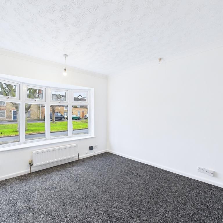 3 bedroom detached bungalow to rent - Photo 1