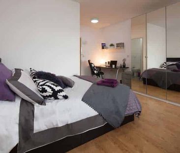 Platinum Studios - Photo 4