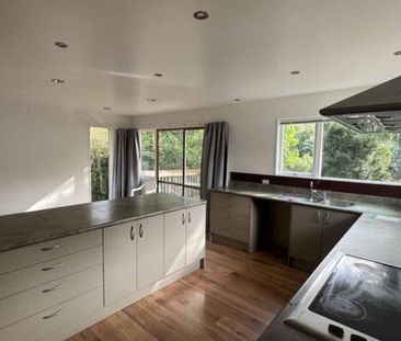 Large family home - Photo 2