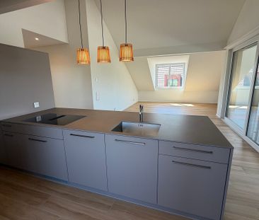 Exklusive 3.5-Zimmer-Dachgeschosswohnung im Neubau 103 m² mit viel ... - Photo 2