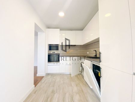 Elegant 3-Bedroom Primaverii Bucharest | Near Herastrau & Metro - Fotografie 2