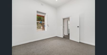 Newly refreshed west-side base - Photo 2