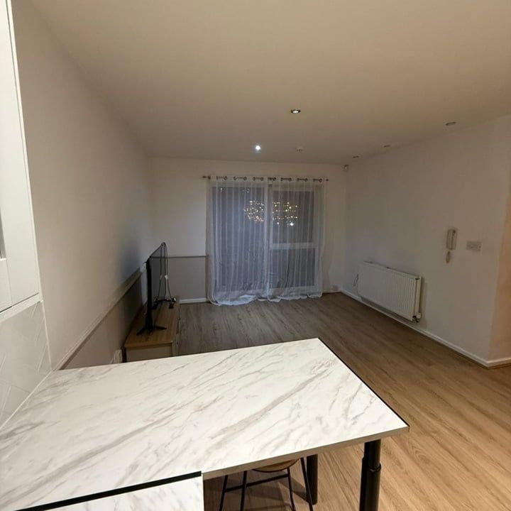 2 Bed Flat, Ellerman Road, L3 - Photo 1