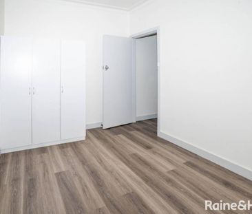 KOORINGAL LIVING - Photo 4