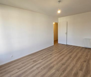 Location Appartement 2 pièces 41m² FONTAINEBLEAU 77300 - Photo 2