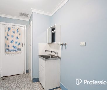 Charming 3-bedroom house in Rockingham! - Photo 4