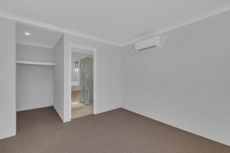 Four Bedroom Family Home in Pinjarra - Photo 5