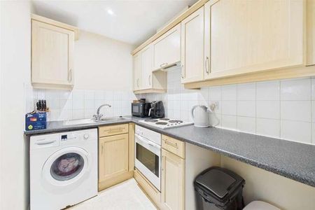 Finsbury Close, Great Sankey, Warrington, WA5 - Photo 2