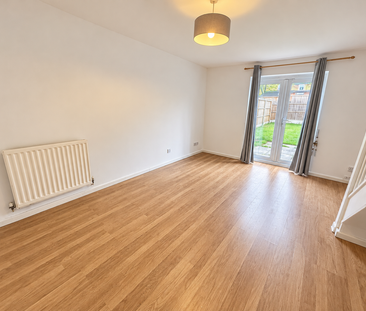 2 bedroom terraced house to rent - Photo 2