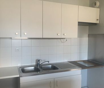 T2 à st remy - résidence sécurisé, balcon, parking - Photo 2