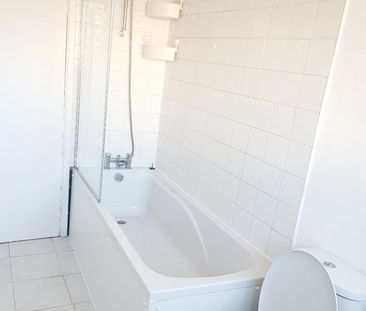Room in a Shared Flat, Plaistow Road, E15 - Photo 6