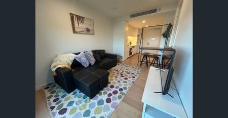 Stylish Apartment in the Heart of Malvern East - Photo 4