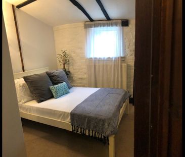 3 Bed Flat, St. Peter's Street Mews, N1 - Photo 6