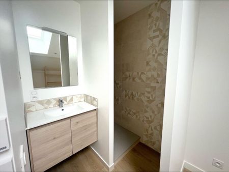 Location Appartement 2 pièces 25m² ROANNE 42300 - Photo 5