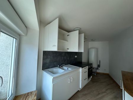 Joli F3 duplex de 65m2 à louer Unieux - Photo 4