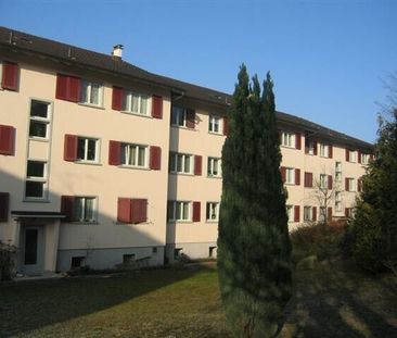 APPARTEMENT CONFORTABLE À L’EMPLACEMENT CENTRAL - Photo 2