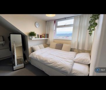 1 bedroom in a house share to rent - Photo 4