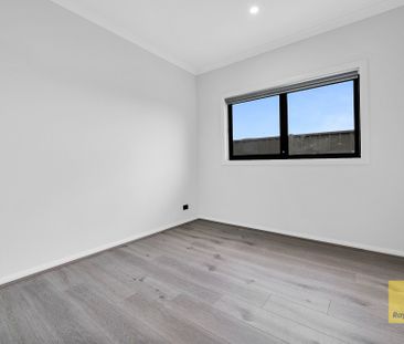 Brand New Family Home with Two Living Areas, Study Nook & Heating/C... - Photo 1