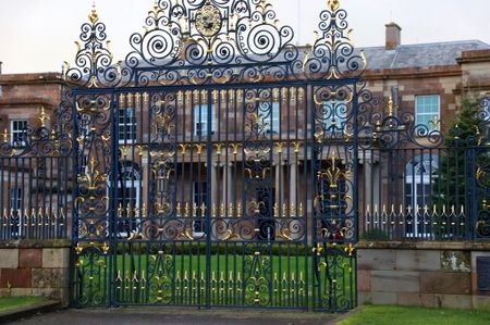 SHORT TERM LET, Meeting Street, Hillsborough, BT26 6GP - Photo 2