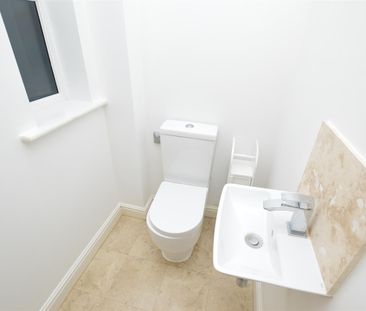 The Mews, Noctorum, CH43 - Photo 1