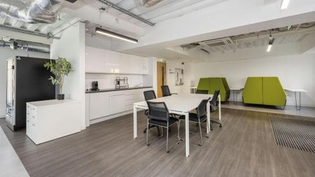 Studio to rent - Photo 5