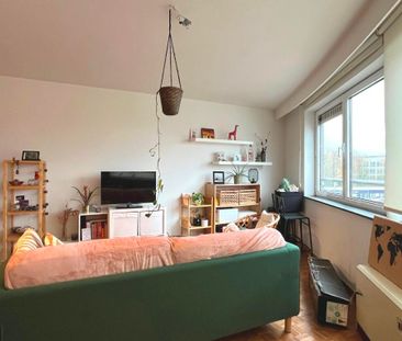 Goed onderhouden éénslaapkamer appartement met ondergrondse parkeer... - Photo 2