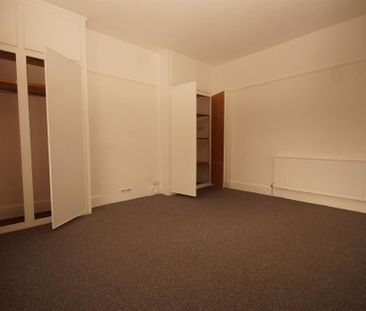 17 Chargot Road, Llandaff, Cardiff CF5 1EW - Photo 4
