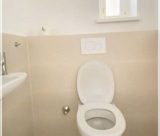 Gemütliche Zwei Zimmer Wohnung im Zentrum von Krems - Photo 3