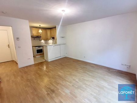 Apartment - Photo 2