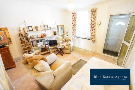 4 bedroom end of terrace house to rent - Photo 3