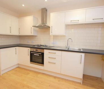 2 bedroom maisonette to rent - Photo 5