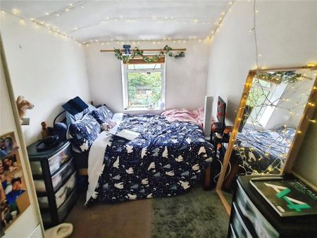 4 bedroom house to rent - Photo 2